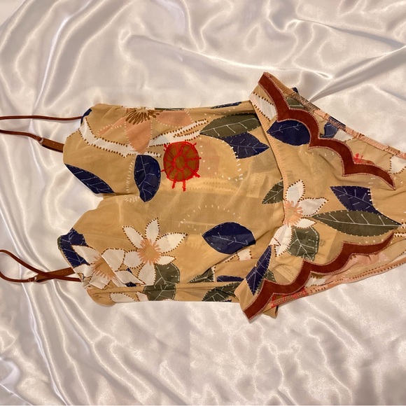 La Perla Floral Set, corset and panties. - Picture 8 of 15